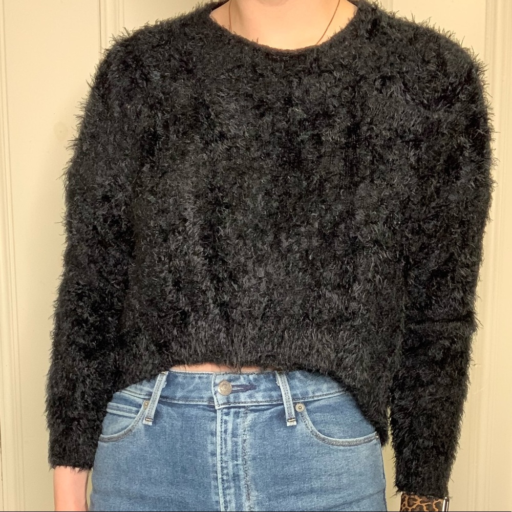 Brandy Melville sweater